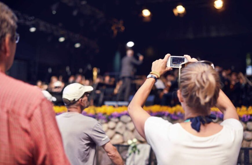 Meble eventowe na każdą okazję - od eleganckich bankietów po pikniki plenerowe